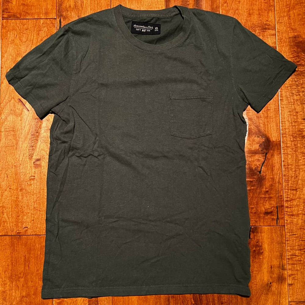 Abercrombie & Fitch Soft A&F Tee Shirt Dark Green Men's Size XS Graphic Print